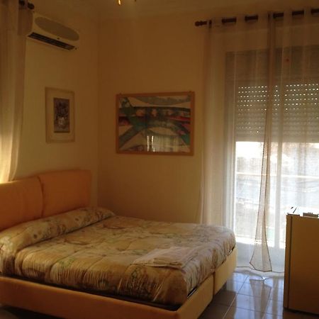 B&B Bordighiera CTA Exterior foto